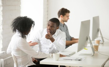 Ways to Apply Top Leadership Theories in Your HR Assignment